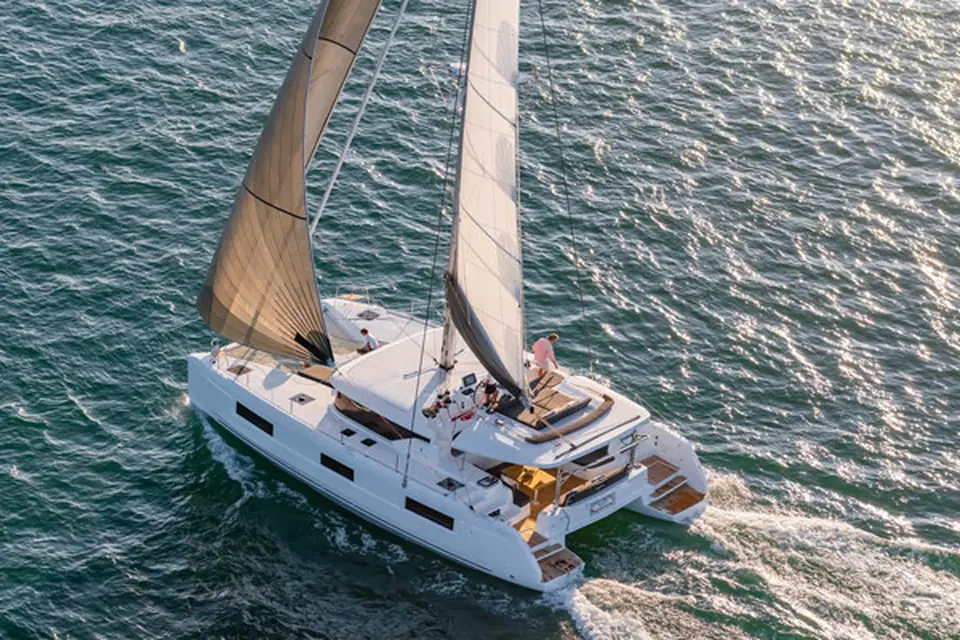 Alice, Lagoon 46 catamaran for charter in Athens, photo 3