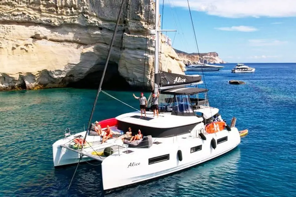 Alice, Lagoon 46 catamaran for charter in Athens, photo 4