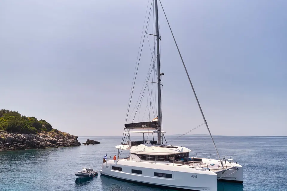 Azul, Lagoon 55 catamaran for charter in Corfu, photo 6