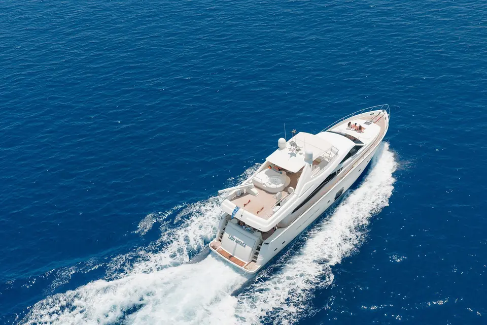 Lady Natassa, Ferretti 830 motor yacht for charter in Rhodes, real photo
