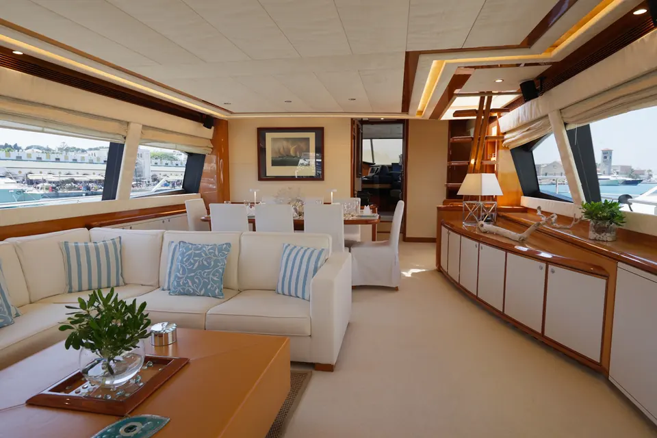 Lady Natassa, Ferretti 830 motor yacht for charter in Rhodes, photo 3