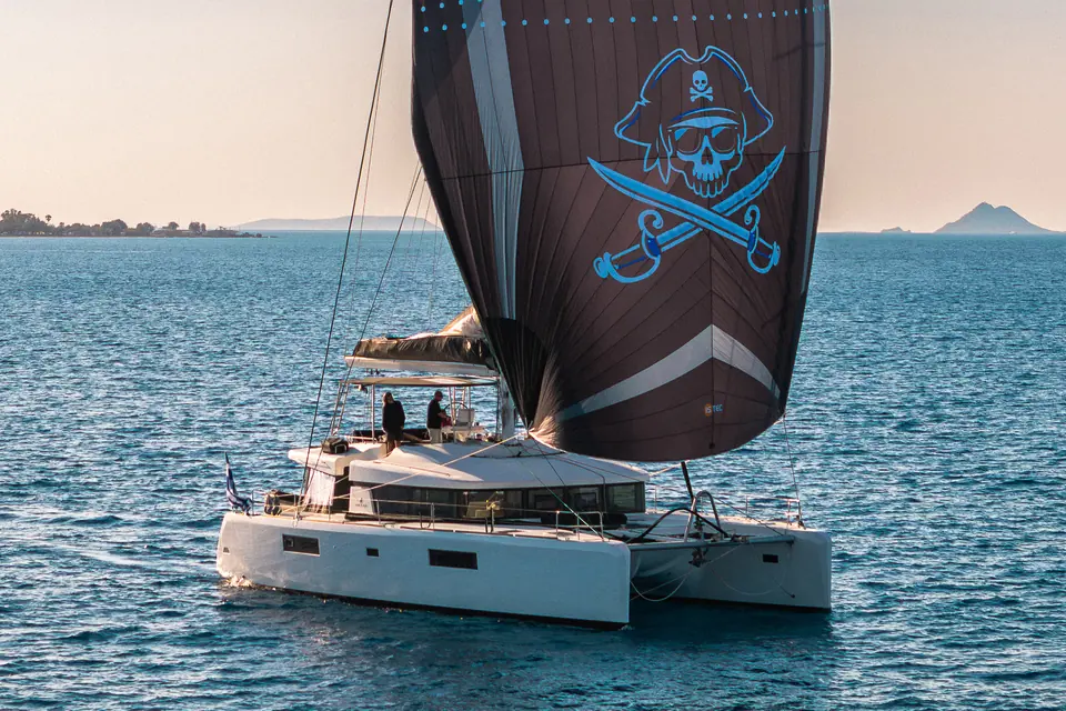 Largo Winch, Lagoon 52 F catamaran for charter in Mykonos, photo 2