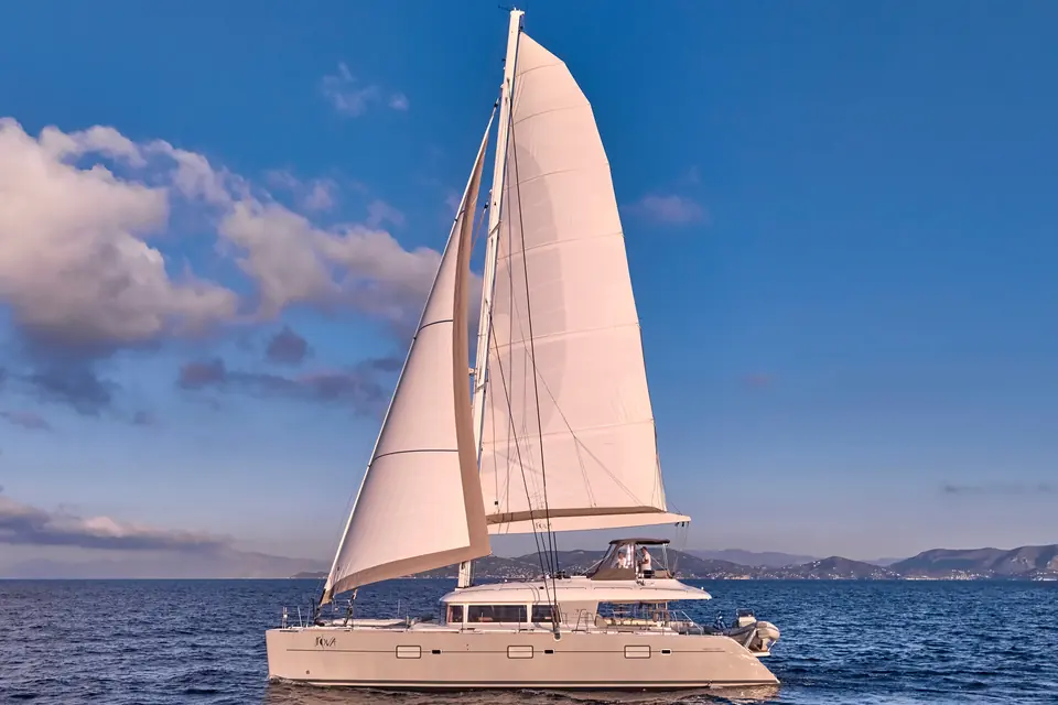 Nova, Lagoon 620 catamaran for charter in Athens, photo 2