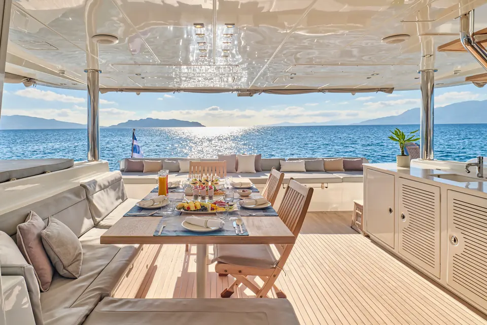 Nova, Lagoon 620 catamaran for charter in Athens, photo 3