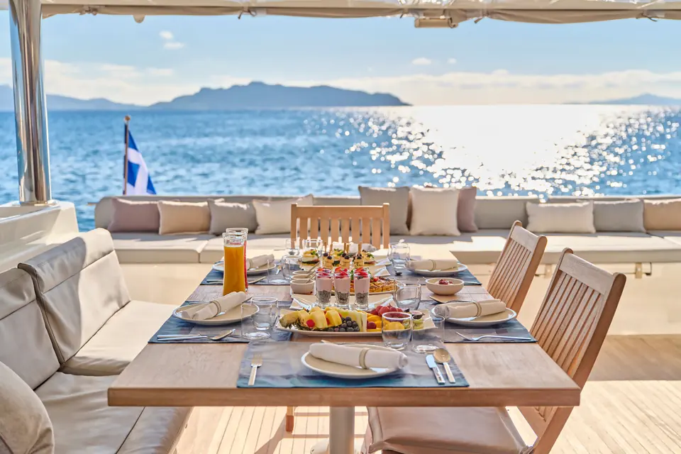 Nova, Lagoon 620 catamaran for charter in Athens, photo 4