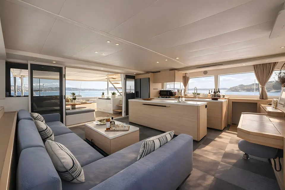 Royal Destiny, Lagoon 620 catamaran for charter in Athens, photo 5